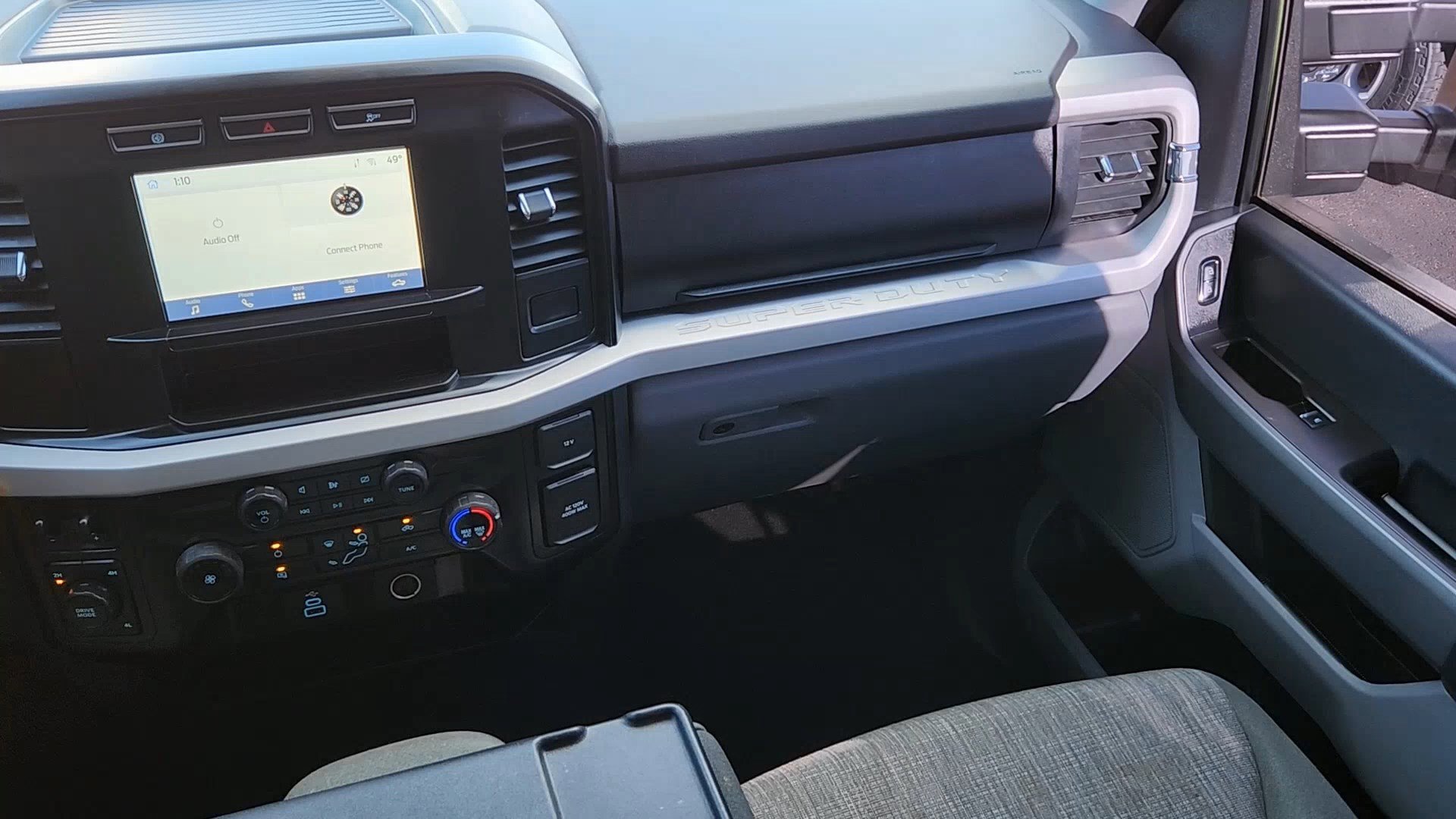 Certified 2024 Ford F250 XLT image 7