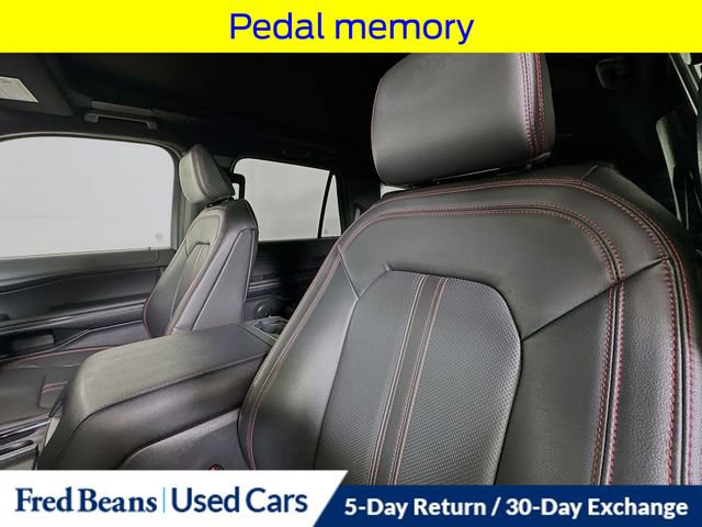 Certified 2022 Ford Expedition Limited image 27