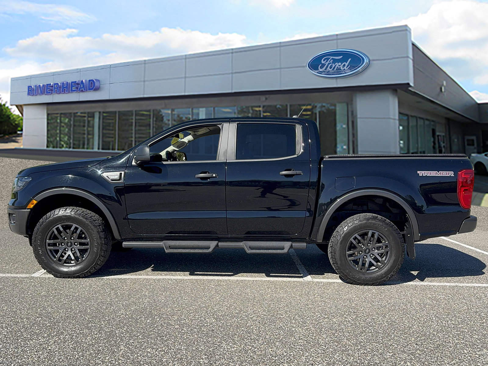 Certified 2023 Ford Ranger XLT w/ Tremor Off-Road Package image 4