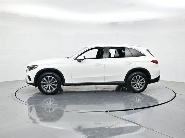 Used 2024 Mercedes-Benz GLC 300 image 6