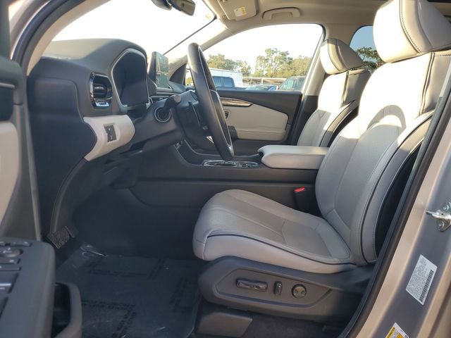 Used 2024 Honda Pilot Elite image 16