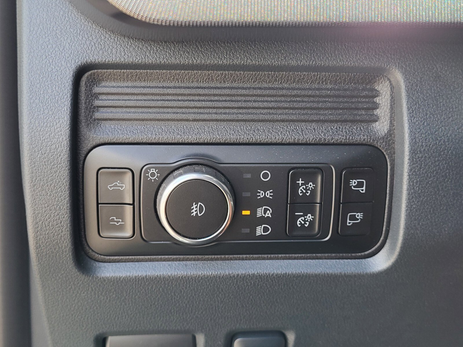 Certified 2025 Ford F350 Platinum AWD/4WD image 25