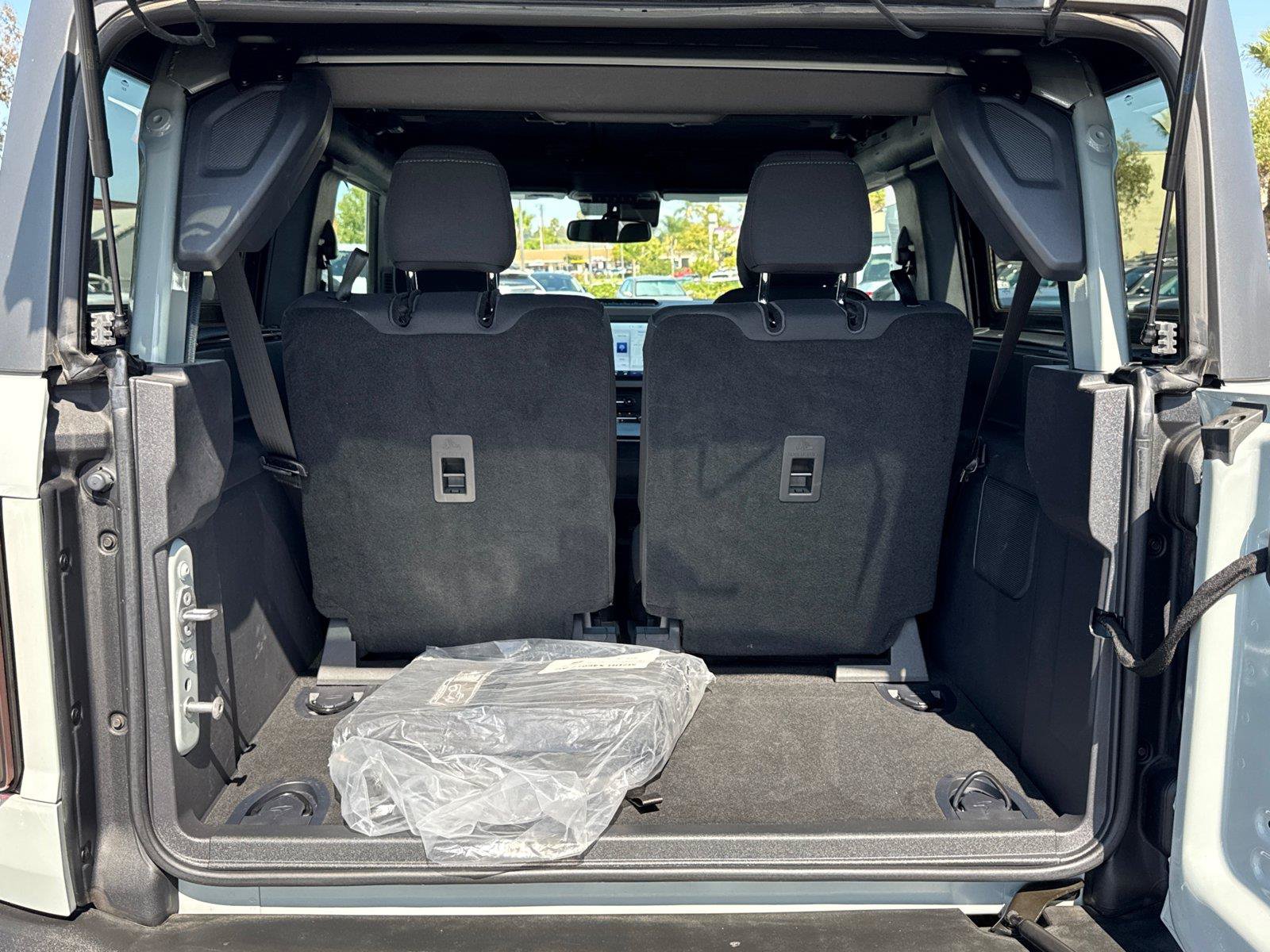 Certified 2022 Ford Bronco Wildtrak AWD/4WD image 14