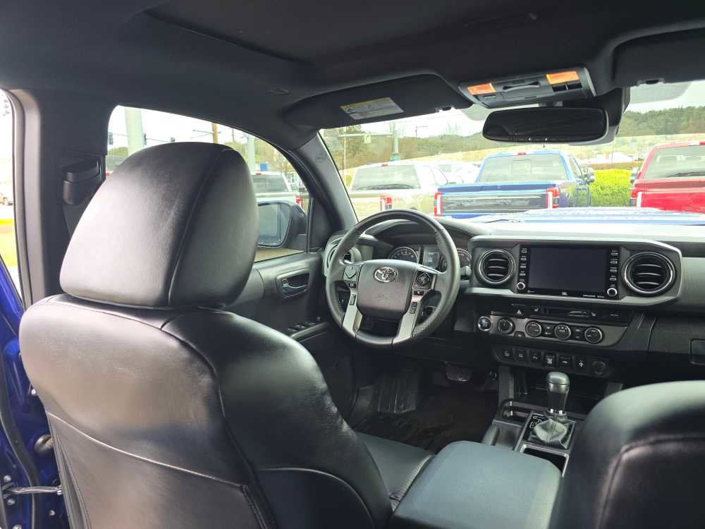 Used 2023 Toyota Tacoma TRD Sport w/ TRD Premium Sport Package image 10