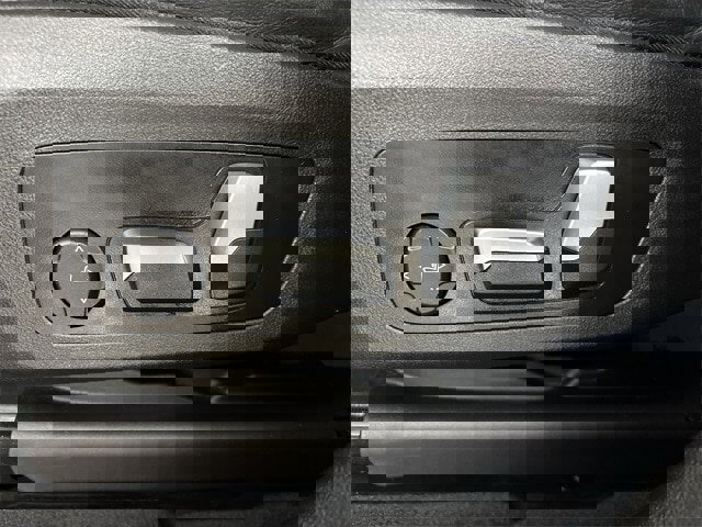 Used 2023 BMW X3 xDrive30i image 4