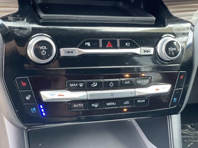 Certified 2023 Ford Explorer Limited w/ Equipment Group 301A image 15