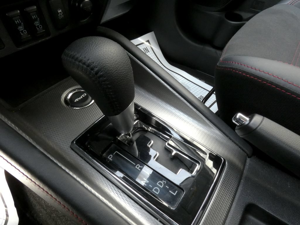 Used 2025 Mitsubishi Outlander Sport AWD image 26