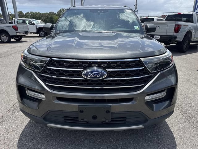 Certified 2020 Ford Explorer XLT w/ Equipment Group 202A RWD image 2