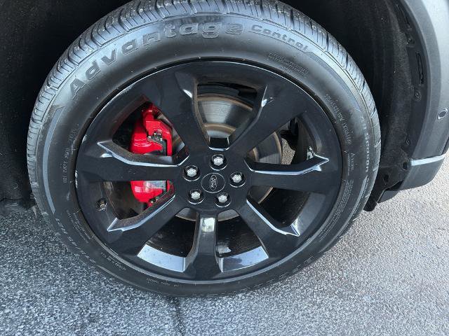 Certified 2020 Ford Explorer ST w/ ST Street Pack image 11