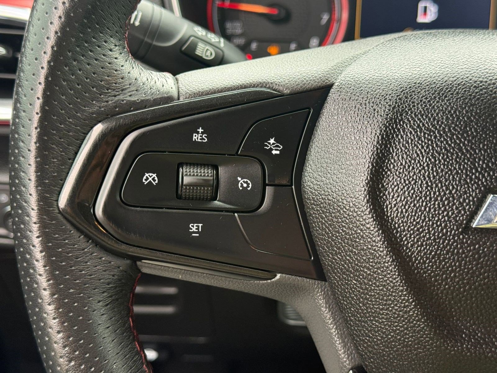 Used 2021 Chevrolet TrailBlazer RS w/ Sun and Liftgate Package image 15