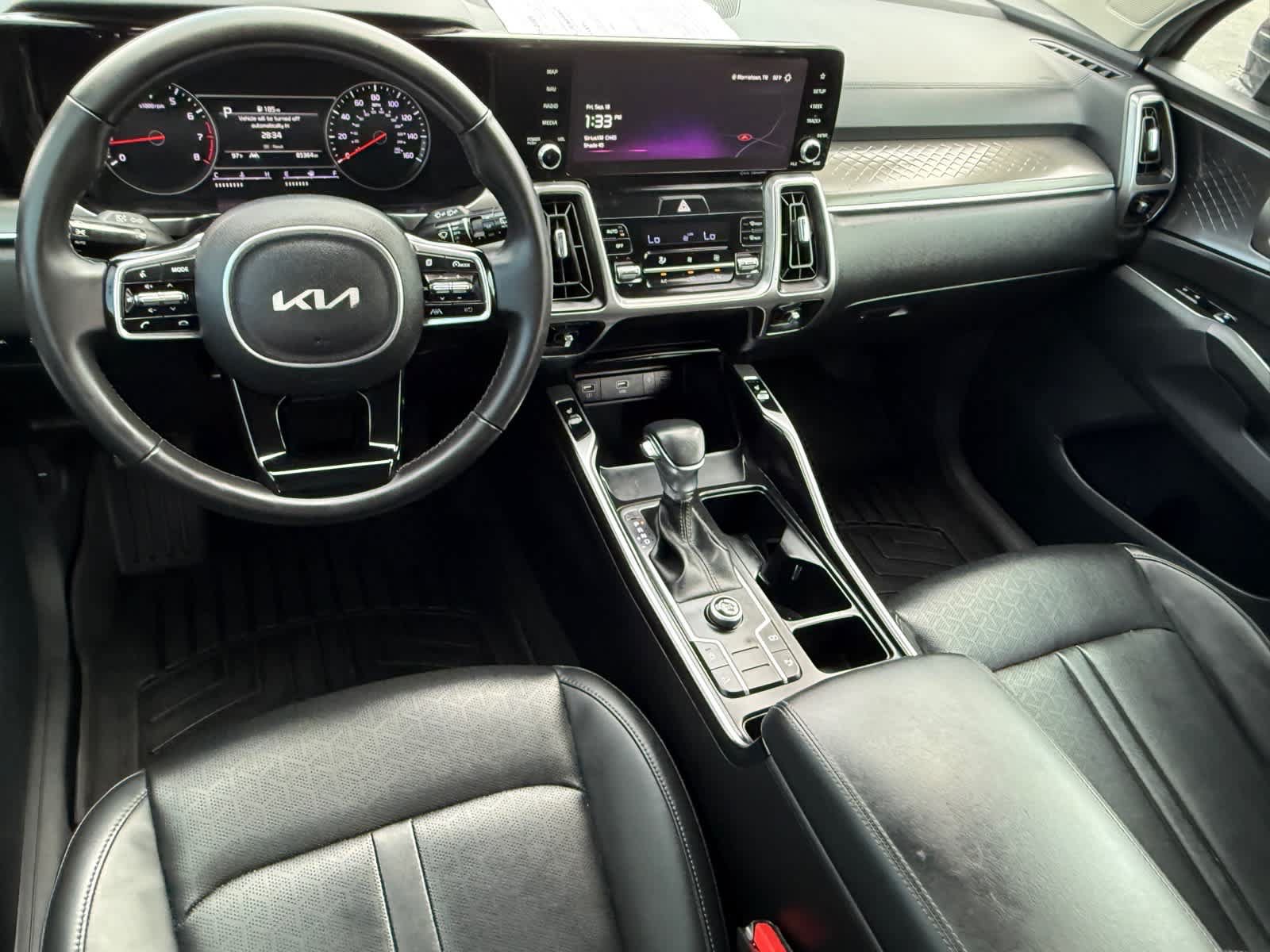 Used 2023 Kia Sorento S FWD image 13