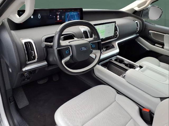 Certified 2025 Ford Expedition Max Platinum AWD/4WD image 7