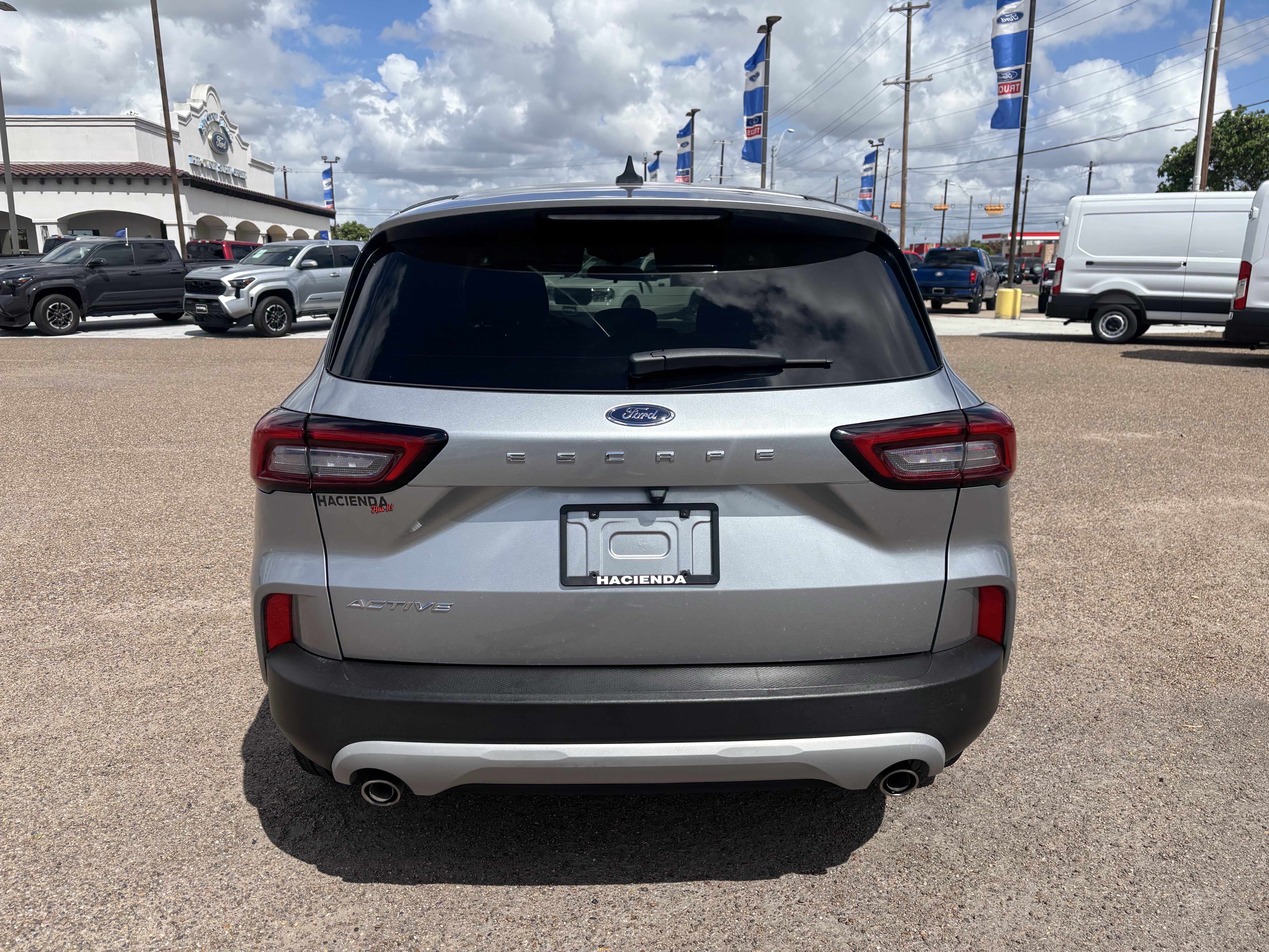 Certified 2023 Ford Escape Active FWD image 3