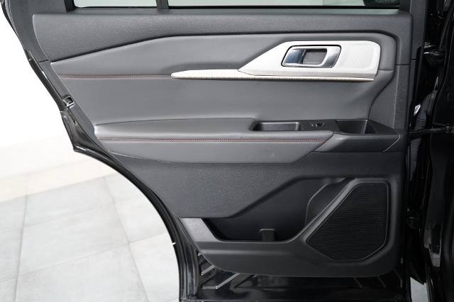 Certified 2025 Ford Explorer Active RWD image 32