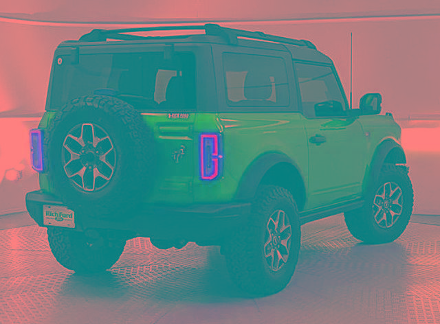 Certified 2022 Ford Bronco Badlands image 3