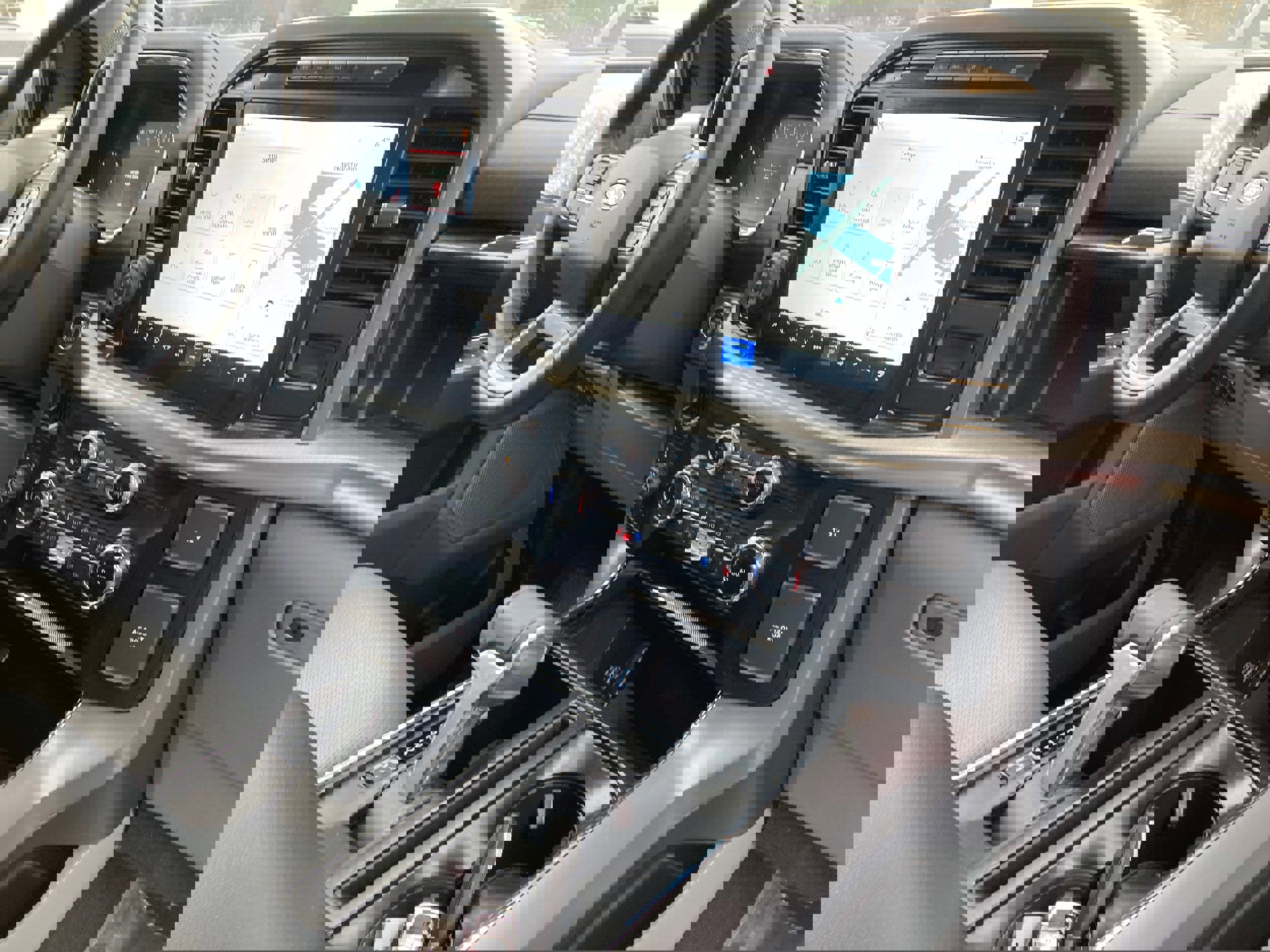 Certified 2024 Ford F150 Lariat w/ Bed Utility Package image 18