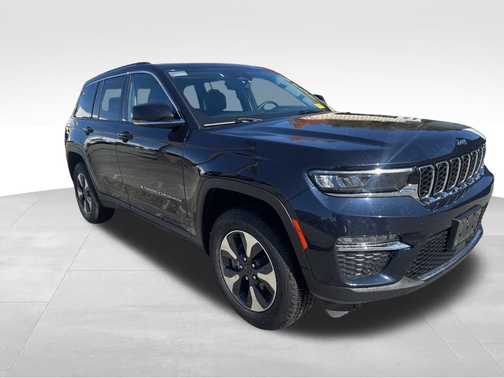 Used 2024 Jeep Grand Cherokee Limited 4xe image 9
