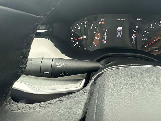 Used 2024 Jeep Compass Limited AWD/4WD image 31