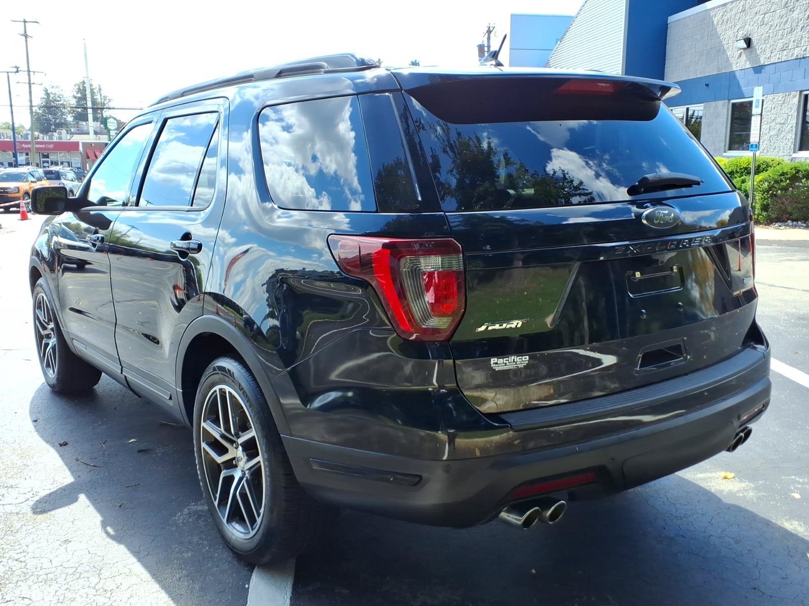 Certified 2019 Ford Explorer Sport AWD/4WD image 5