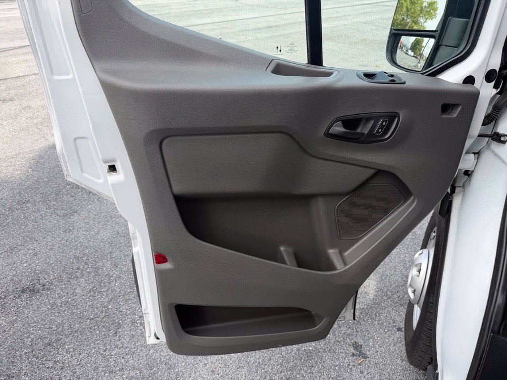 Certified 2025 Ford Transit 350 XLT AWD/4WD image 13