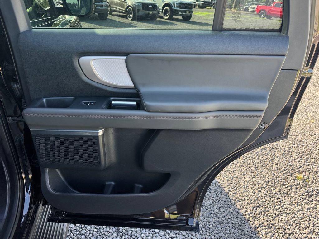 Certified 2025 Ford Expedition Active RWD image 25