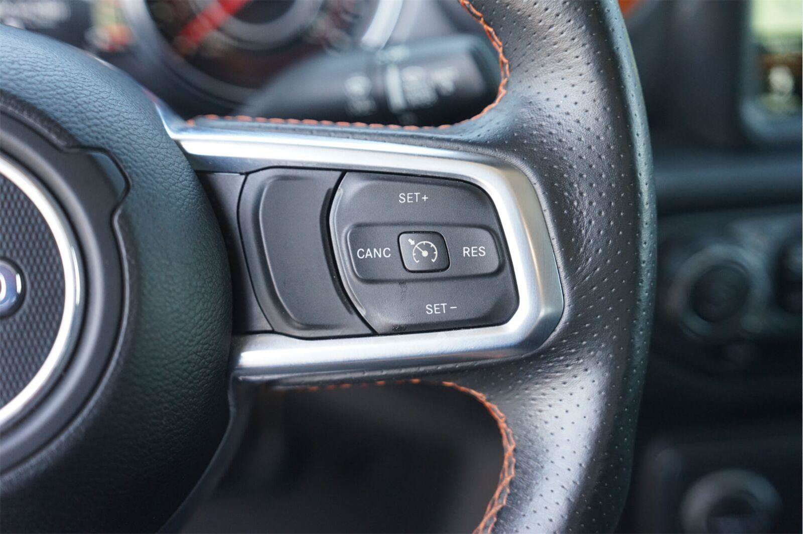 Used 2021 Jeep Gladiator Mojave AWD/4WD image 23