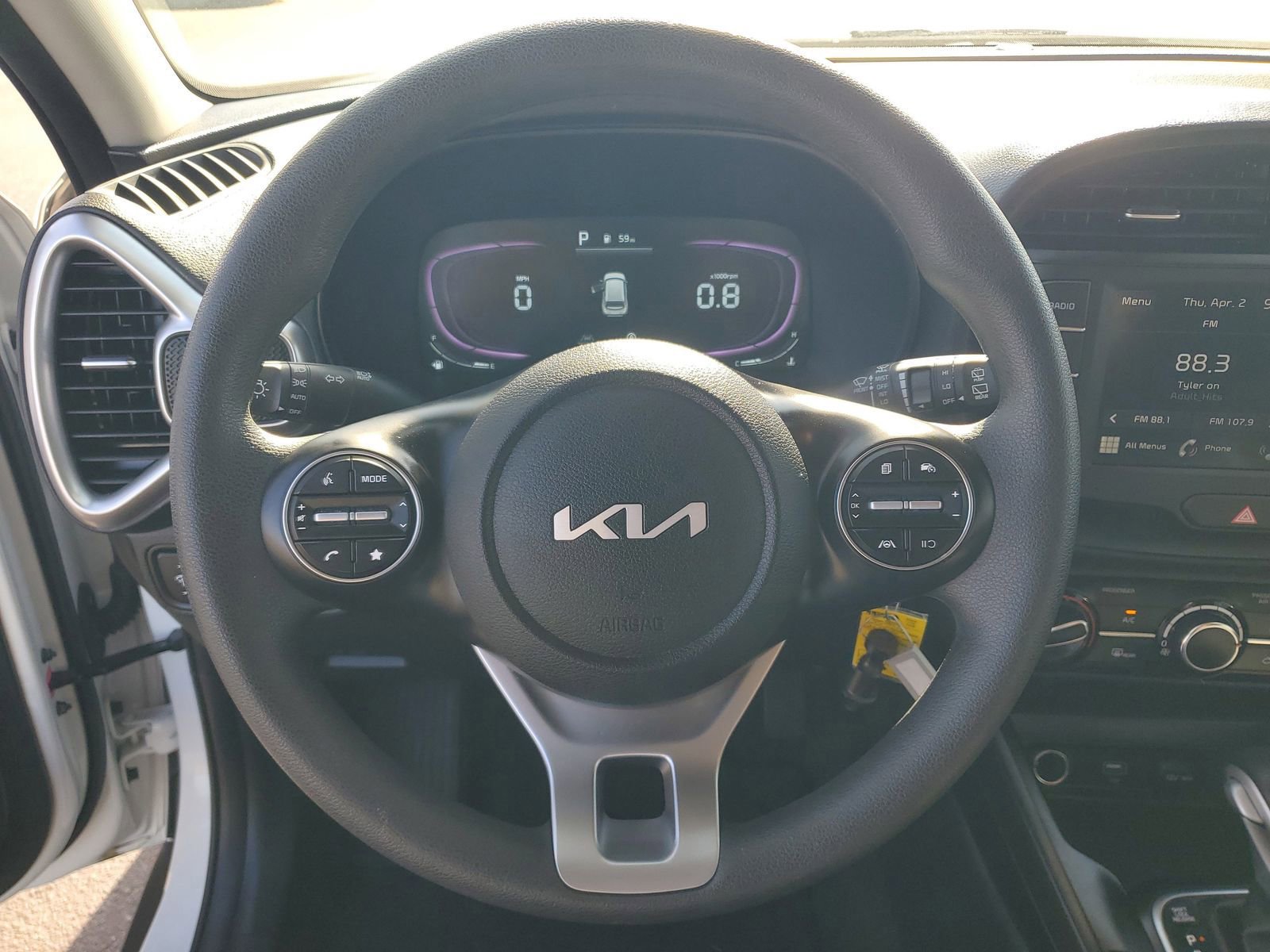 Used 2025 Kia Soul LX image 16