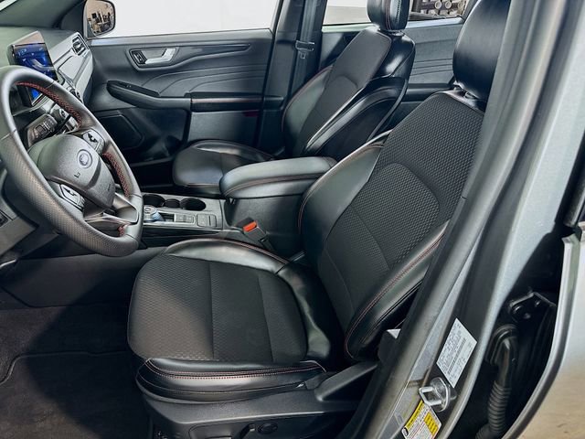 Certified 2025 Ford Escape ST-Line image 16