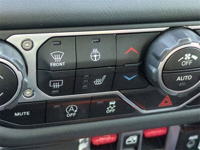 Used 2024 Jeep Wrangler Unlimited Rubicon w/ Safety Group image 20