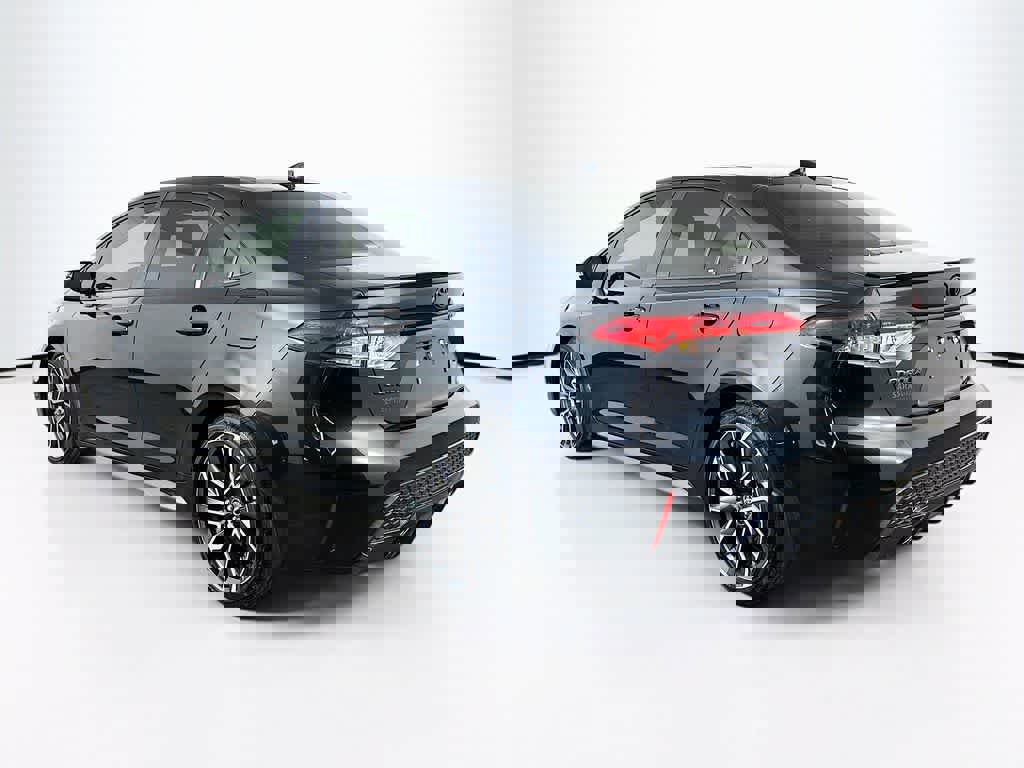 Used 2022 Toyota Corolla SE image 3