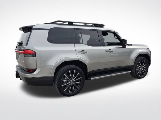 Used 2024 Lexus GX 550 w/ Accessory Package (2T) AWD/4WD image 9