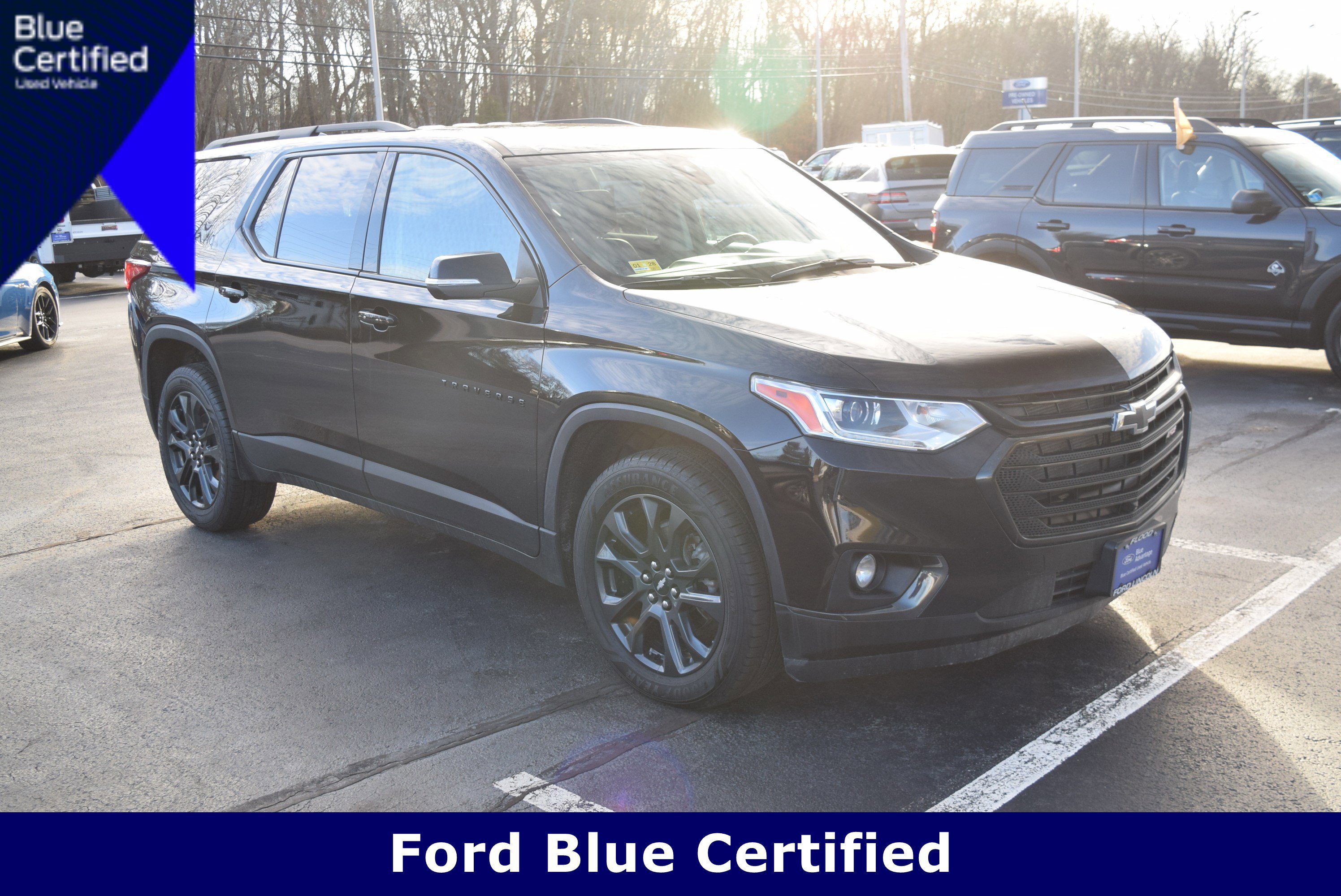 Used 2021 Chevrolet Traverse RS w/ LPO, Floor Liner Package image 1