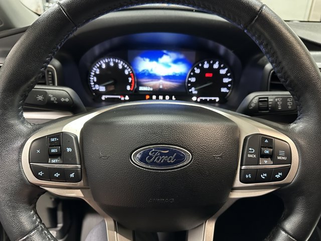 Certified 2024 Ford Explorer XLT w/ Equipment Group 202A AWD/4WD image 14