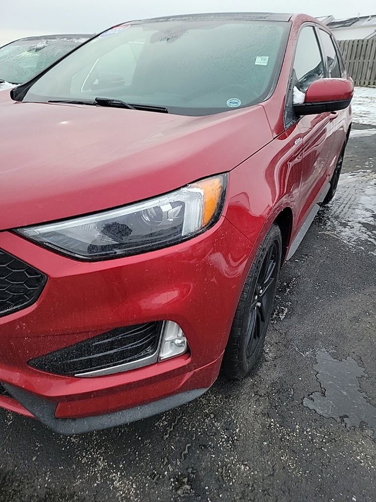 Certified 2022 Ford Edge ST-Line w/ Class II Trailer Tow Package image 55