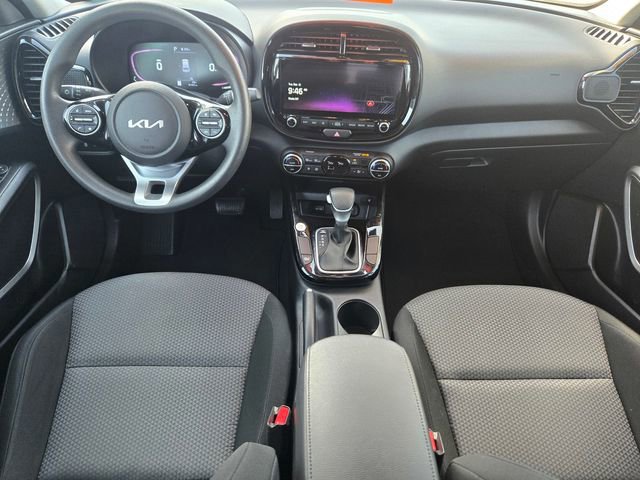 Used 2023 Kia Soul S image 11