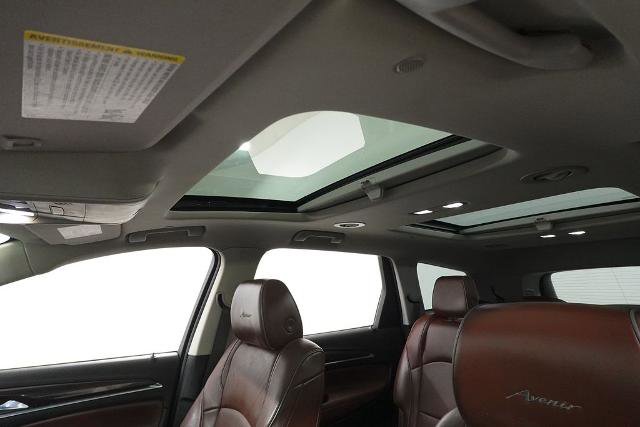 Used 2018 Buick Enclave Avenir w/ Avenir Technology Package AWD/4WD image 27