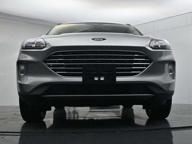 Certified 2022 Ford Escape Titanium w/ Titanium Elite Package AWD/4WD image 29