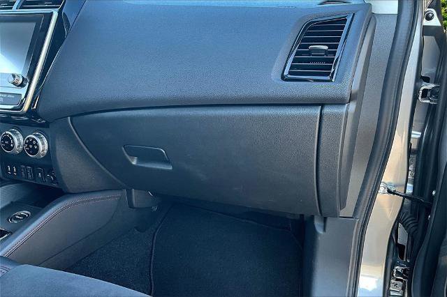 Used 2024 Mitsubishi Outlander Sport SE image 16