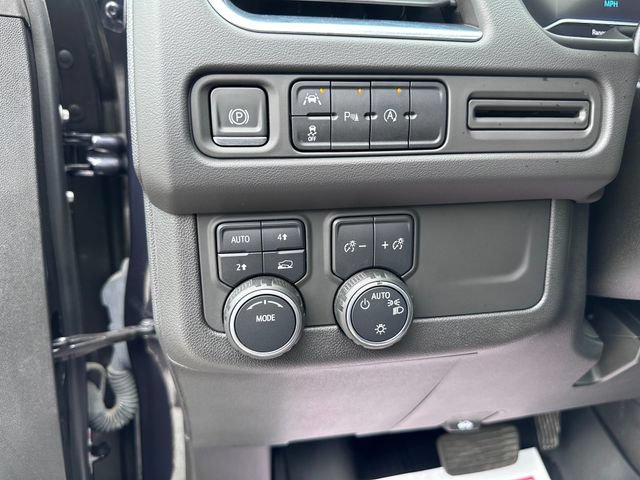 Used 2023 Chevrolet Tahoe RST AWD/4WD image 15