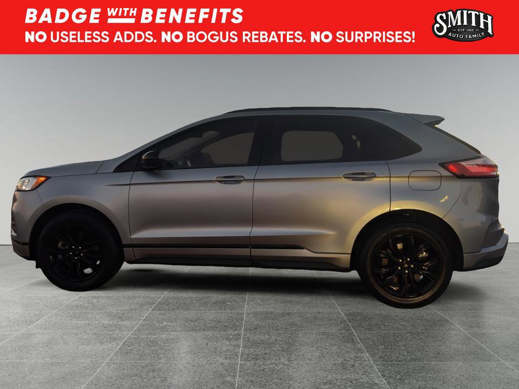 Certified 2023 Ford Edge SE w/ Black Appearance Package image 2