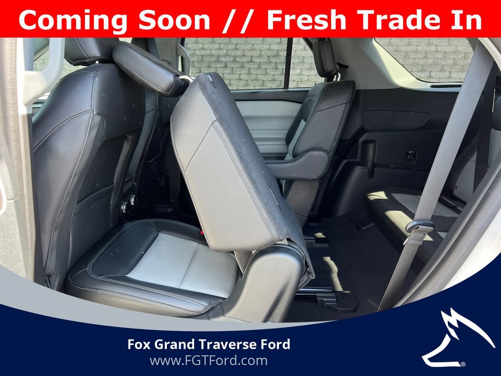 Certified 2023 Ford Explorer XLT w/ Equipment Group 202A AWD/4WD image 6