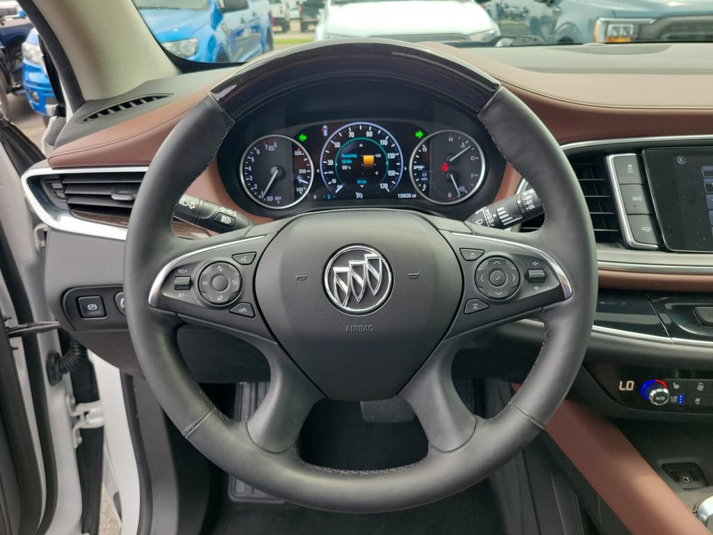 Used 2018 Buick Enclave Avenir w/ Avenir Technology Package AWD/4WD image 23