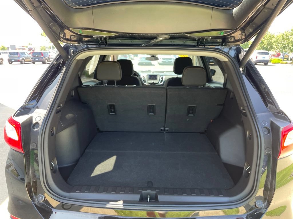 Used 2021 Chevrolet Equinox LT FWD image 13
