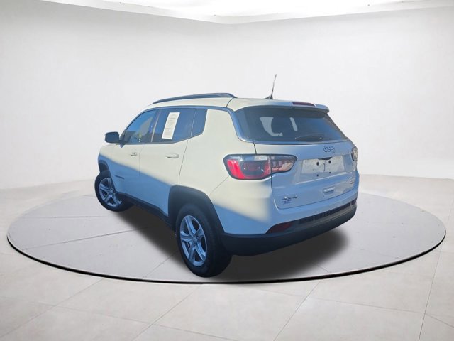 Used 2023 Jeep Compass Latitude w/ Sun and Sound Group image 5