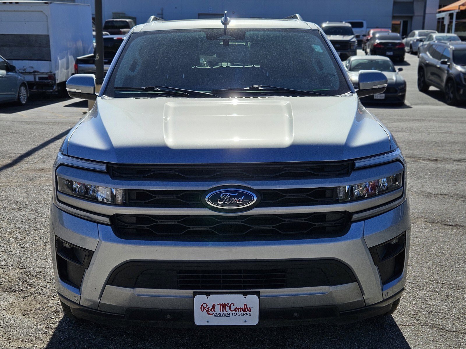 Certified 2023 Ford Expedition XLT image 9