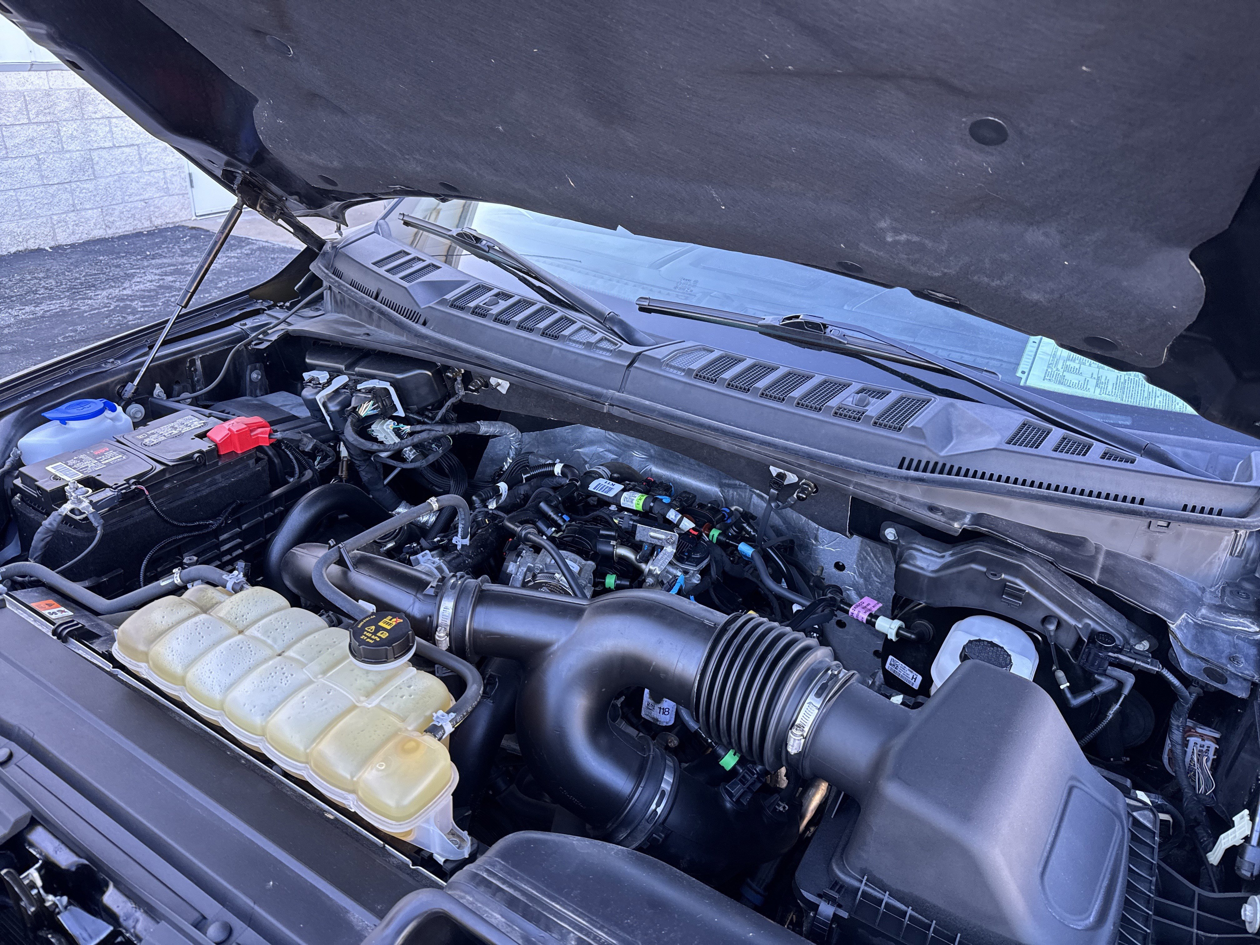 Certified 2020 Ford F150 Lariat w/ Equipment Group 502A Luxury image 58