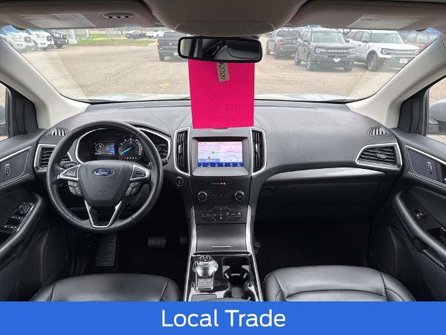 Certified 2020 Ford Edge SEL w/ Convenience Package AWD/4WD image 2