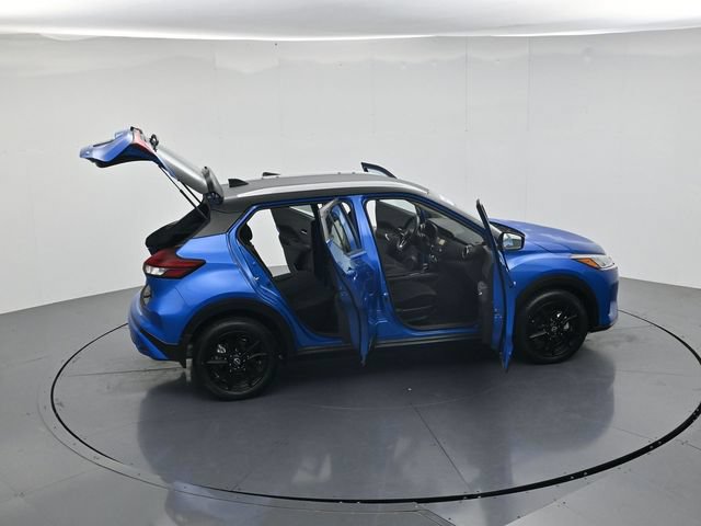 Used 2023 Nissan Kicks SV FWD image 46