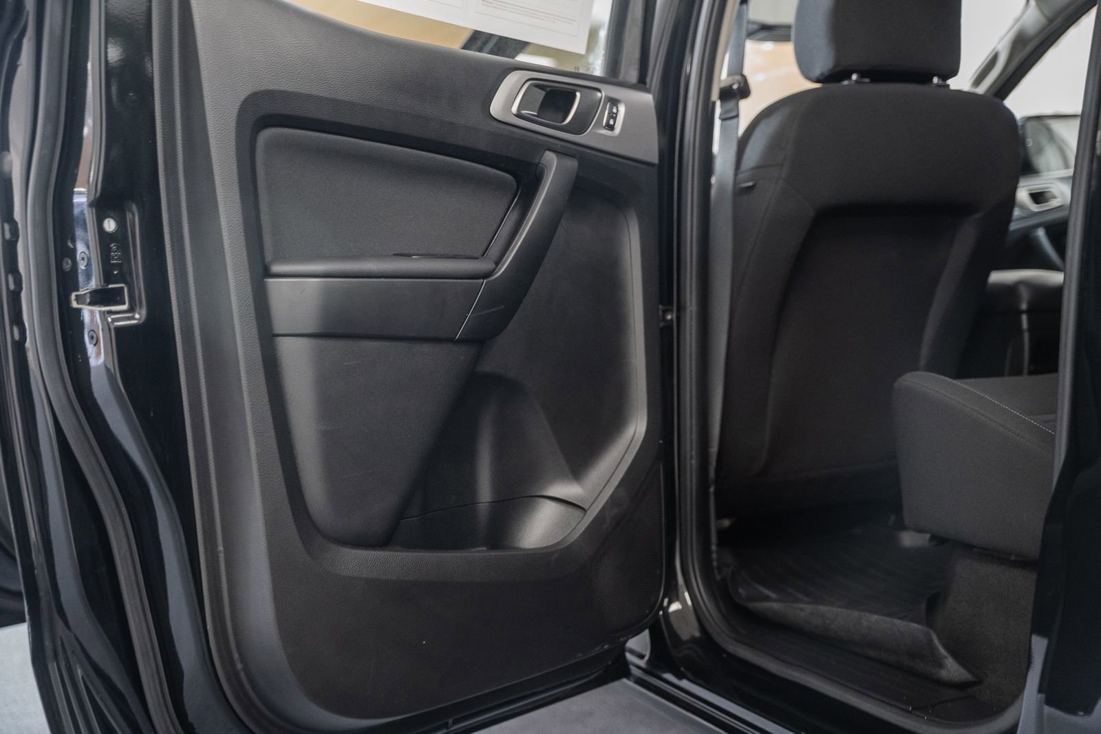 Certified 2020 Ford Ranger XLT w/ Equipment Group 301A Mid image 35