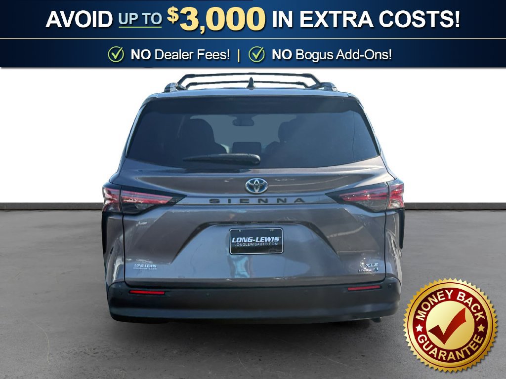 Used 2021 Toyota Sienna XLE FWD image 5